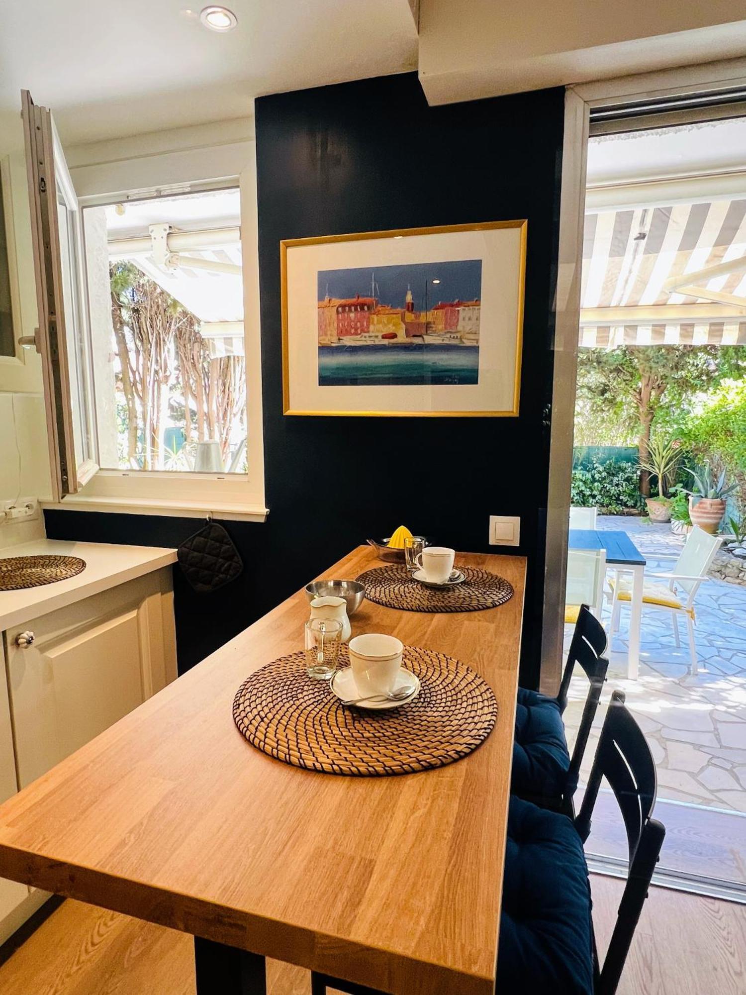 Superbe Appartement Avec Terrasse Jardin Et Parking Prive Saint-Tropez Luaran gambar