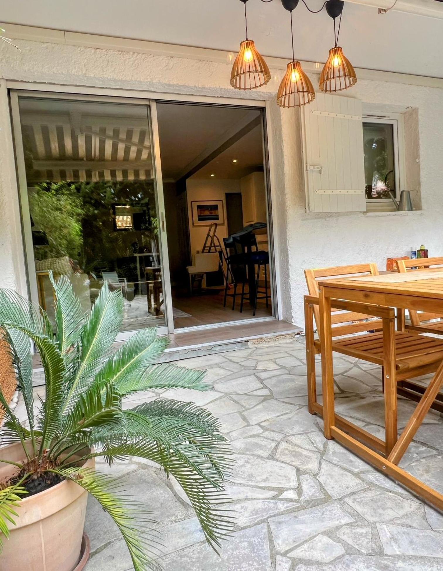 Superbe Appartement Avec Terrasse Jardin Et Parking Prive Saint-Tropez Luaran gambar