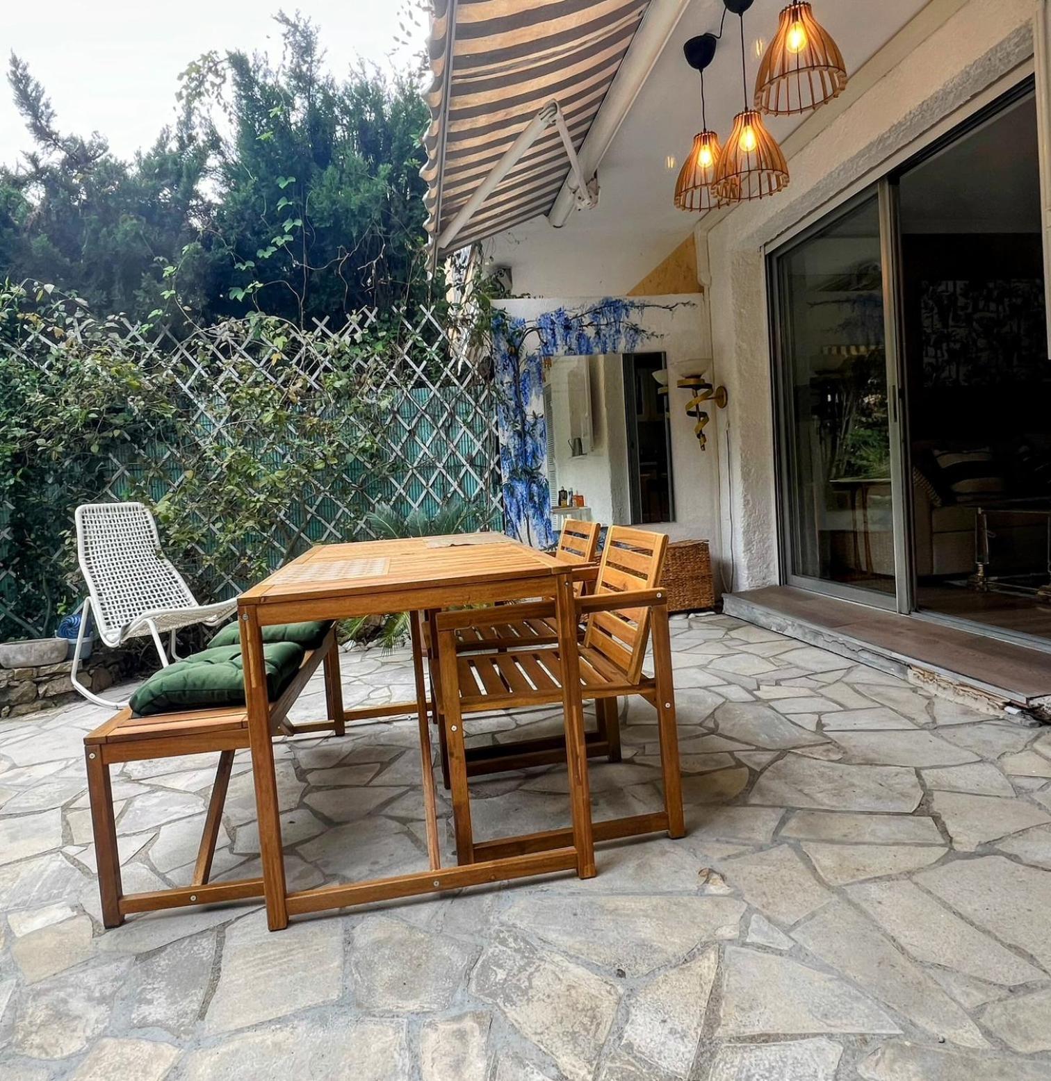 Superbe Appartement Avec Terrasse Jardin Et Parking Prive Saint-Tropez Luaran gambar
